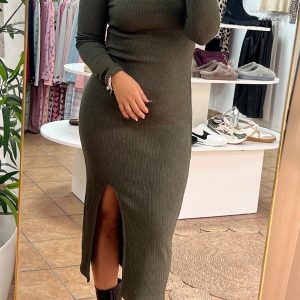 Vestido Kaki Abertura