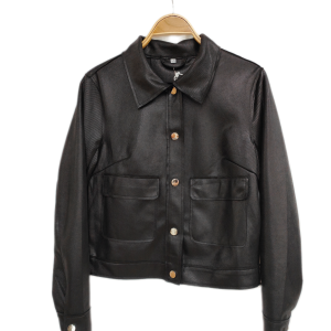 CAZADORA EFECTO BRILLO