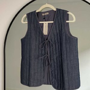 Chaleco acolchado lazo