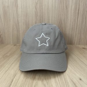 Gorra gris modelo 22