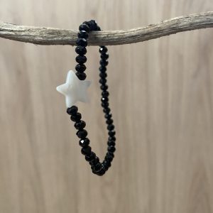 Pulsera negra con estrella de nácar