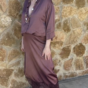 Falda satinada encaje terracota