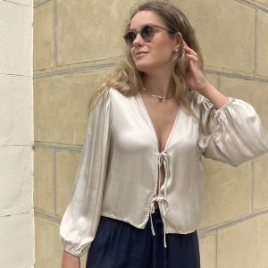Blusa beige satén Éclat