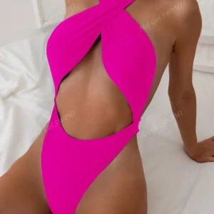 ENTERIZO FUCSIA CON ESCOTE