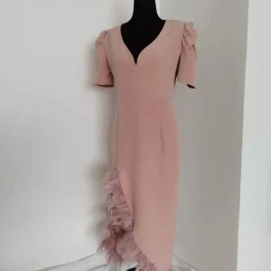 VESTIDOS PLUMAS ROSA