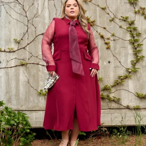 Vestido midi con drapeado y abertura lateral – Granate y Océano