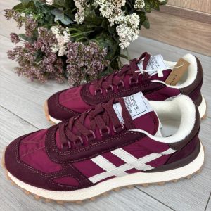 Deportiva Snaker burdeos