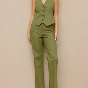 Pantalón tipo chino Kaki