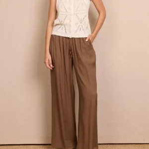Pantalón largo tipo bambula Marrón chocolate
