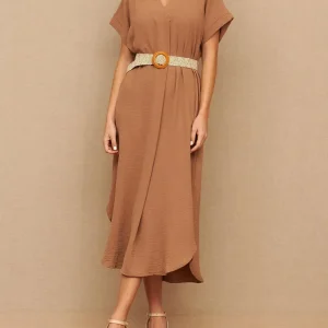 Vestido largo color camel